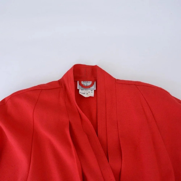 Vintage Petites by Demaro Red Wrap Style with Belt  Midi Short Sleeve Dress - Picture 10 of 13